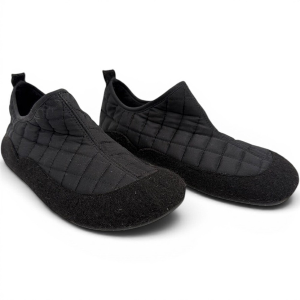 Toni Pons Black Quilted Wool Trim Slippers House Shoes Women Size 39 Spain